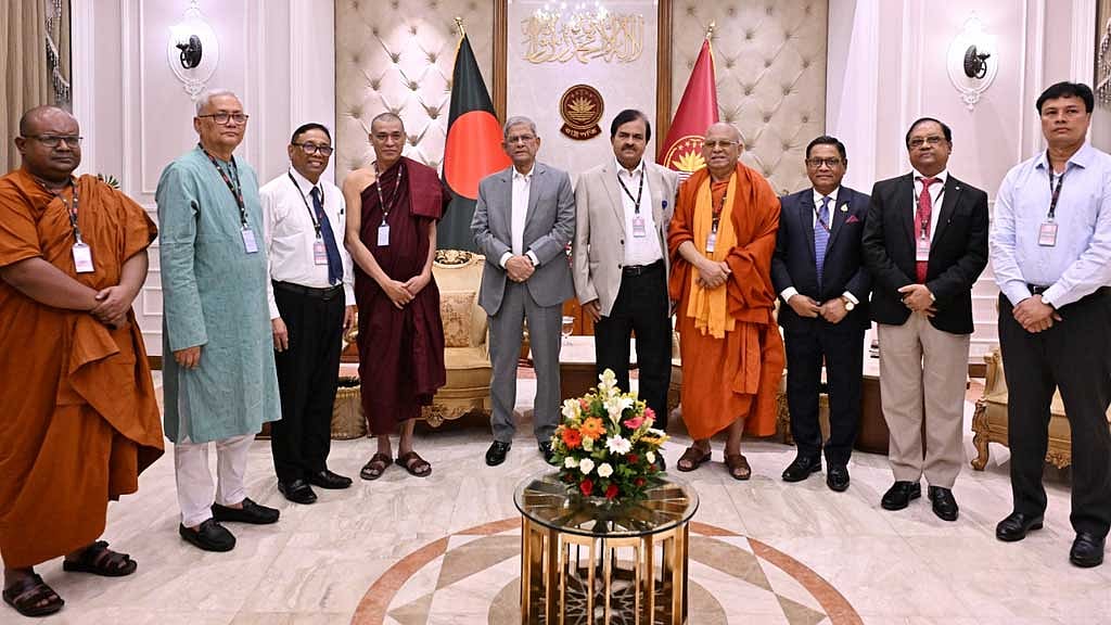 বৌদ্ধ সম্প্রদায়ের ছেলেমেয়ের শিক্ষায় আরও গুরুত্ব দিতে হবে: রাষ্ট্রপতি