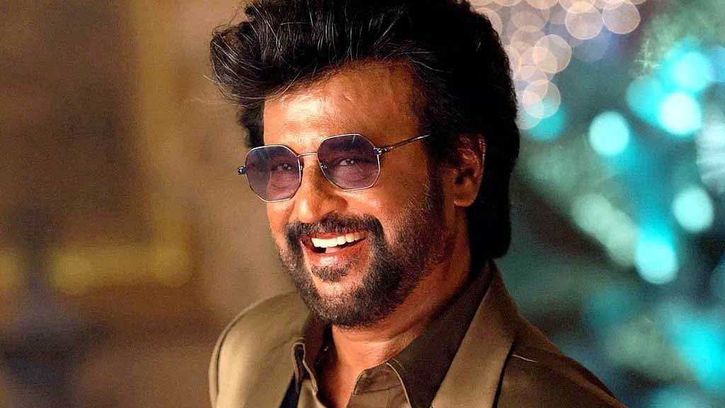 ‘নিজেকে এখনও বাস কন্ডাক্টরই মনে করি’, অতীত আঁকড়ে রজনীকান্ত