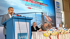 সমুদ্রে আন্তর্জাতিক সম্প্রদায়ের সঙ্গে কাজ করতে চায় সরকার: নৌমন্ত্রী