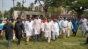 প্রধানমন্ত্রীর সফর ঘিরে প্রস্তুত হচ্ছে রাজশাহীর মাদ্রাসা মাঠ