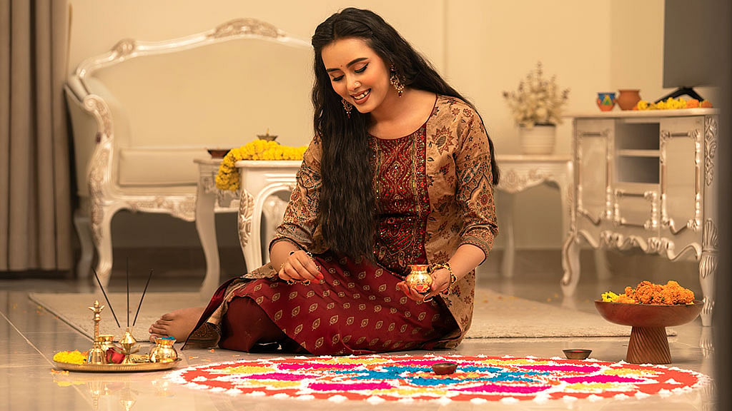 সপ্তমীর সাজে স্নিগ্ধতা