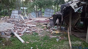 শেরপুরে মাজার ভাঙচুরের অভিযোগে গ্রেপ্তার ১