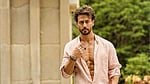 বলিউড অভিনেতা টাইগার শ্রফকে গুলি করে হত্যার চেষ্টা