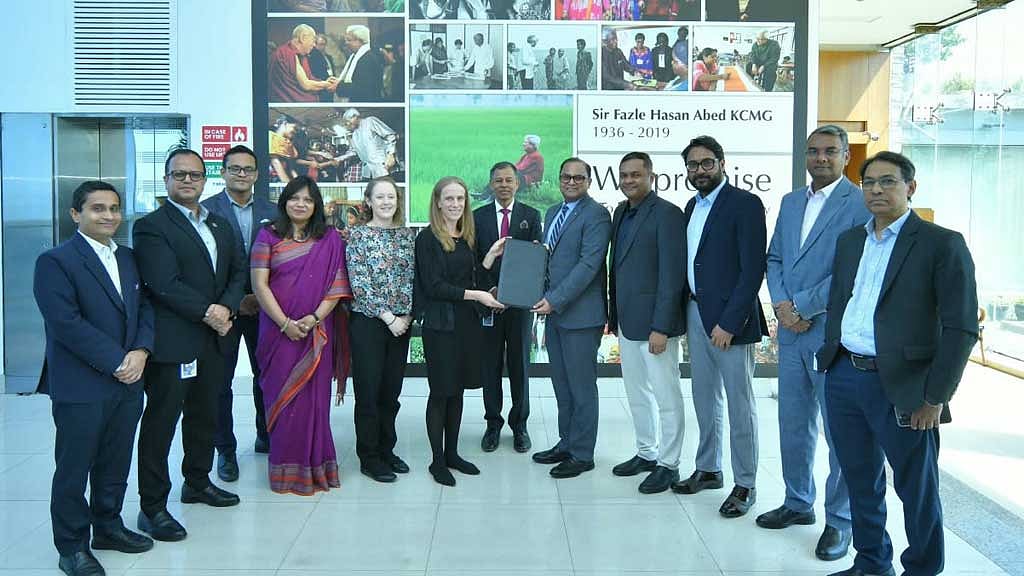 ডিজিটাল লেনদেনের আওতায় আসছেন কৃষক ও কৃষি উপকরণ বিক্রেতারা