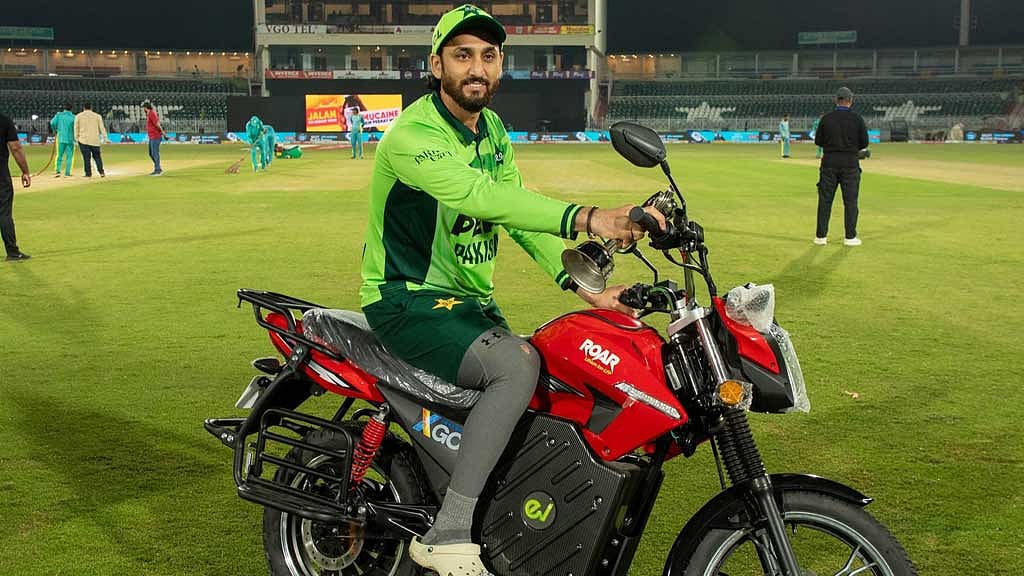 ঘরোয়া ক্রিকেটে ফিরে ‘ফল পেয়ে’ উচ্ছ্বসিত সেঞ্চুরিয়ান সালমান