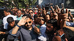 ইশরাকের পদত্যাগপত্র গ্রহণ, প্রজ্ঞাপন জারি