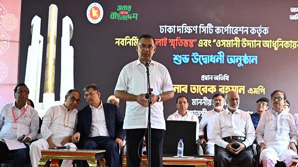 ‘জুলাই স্মৃতিস্তম্ভ’ উদ্বোধনে বিরোধী দল কোথায়? প্রশ্ন প্রধানমন্ত্রীর