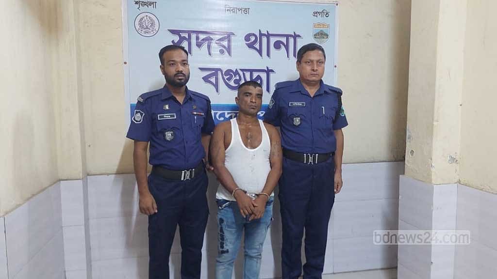 বগুড়ায় পুলিশের ওপর হামলা করে আসামি ছিনতাইয়ের চেষ্টা, এএসআই আহত