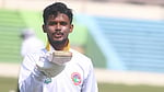 নাঈমের ডাবল সেঞ্চুরি, ১০ ছক্কায় আজিজুল ১৪২, ২২ বলে ফিফটি জাওয়াদের রেকর্ড