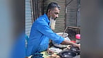 খাদ্য ব্যবসা: নিবন্ধন ও লাইসেন্স বাধ্যতামূলক হচ্ছে, বাদ যাবে না পিঠা, পুরির দোকানও
