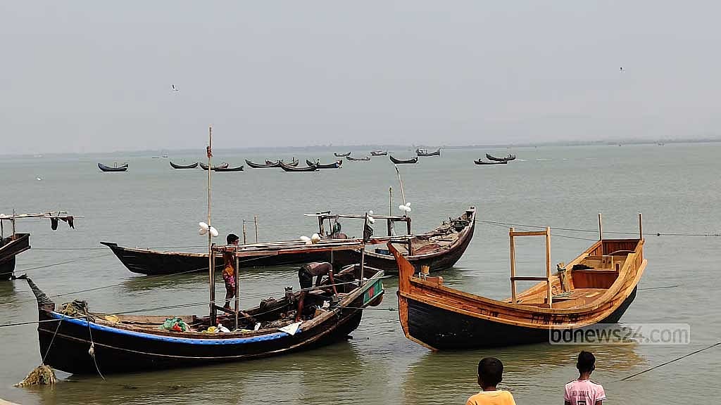 আফিম থেকে ইয়াবা: মিয়ানমারের মাদক-যুদ্ধে ভুক্তভোগী বাংলাদেশ