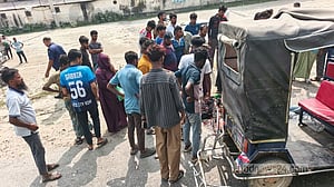 নারায়ণগঞ্জে ট্রাকের সঙ্গে সংঘর্ষে অটোরিকশা চালক ও যাত্রী নিহত