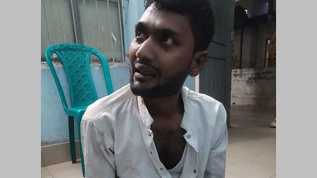 বরিশালে ইয়াবাসহ চাকুরিচ্যুত সেনা সদস্য ও তার স্ত্রী আটক