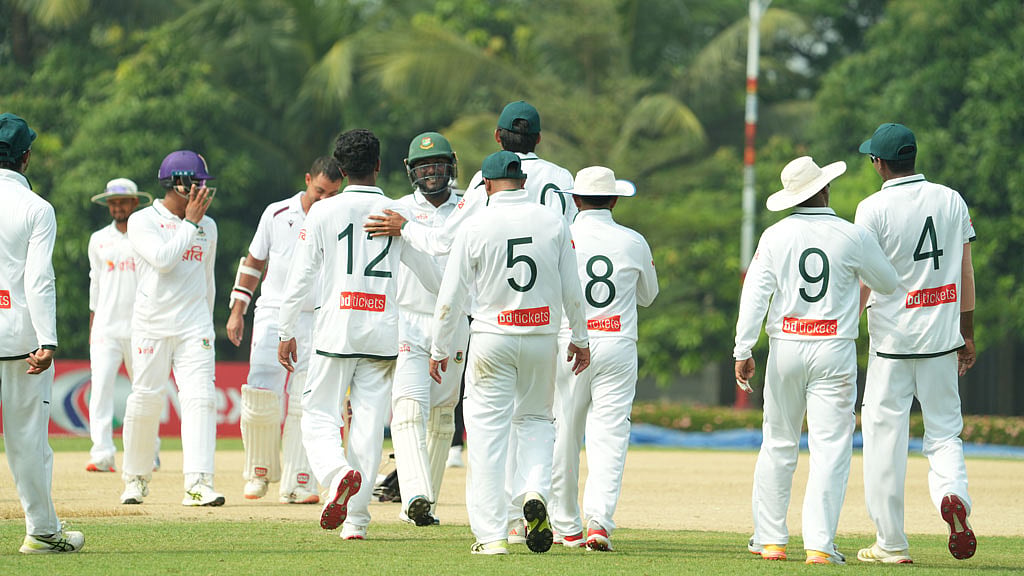 অভিষেকের অপেক্ষায় থাকা উইকহ্যামের বার্তা
