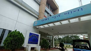 টঙ্গীতে সড়ক দুর্ঘটনায় বাবা-ছেলে নিহত