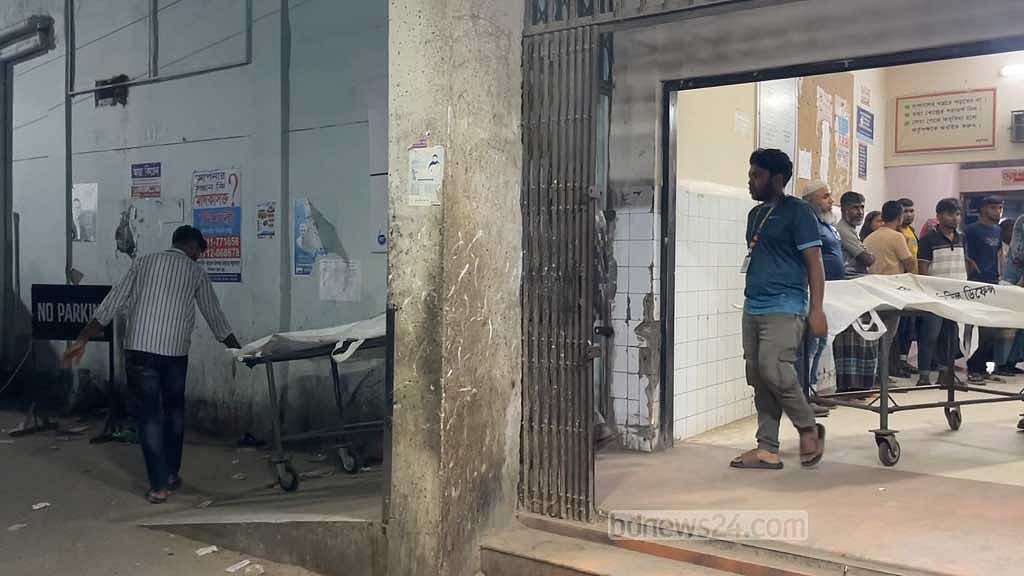 যশোরে দুই মোটরসাইকেলের সংঘর্ষে নিহত ৩, আহত ২
