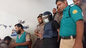 হত্যাচেষ্টার মামলায় আরও দুই দিনের রিমান্ডে দিলীপ আগরওয়ালা