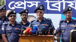 ১৭ বছর রাজনৈতিক পৃষ্ঠপোষকতায় পাড়ায়-পাড়ায় মাদকের আখড়া হয়েছে: আইজিপি