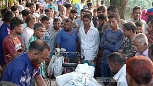 দিনাজপুরে স্কুল শিক্ষককে পিটিয়ে হত্যার অভিযোগ