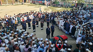 চাঁদপুরে রাষ্ট্রীয় মর্যাদায় দাফন মুক্তিযোদ্ধা শফিকুর রহমানের
