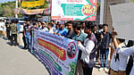 কুষ্টিয়া জিলা স্কুল মাঠে রাজনৈতিক কর্মসূচি বন্ধের দাবিতে শিক্ষার্থীদের মানববন্ধন ও গণস্বাক্ষর