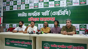 ‘মিথ্যায়’ ভর করে শাহাদাত মেয়রের দায়িত্বে ছিলেন: এনসিপি