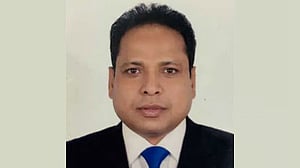 ৪ মাস ভারপ্রাপ্ত থাকার পর এনবিআরের চেয়ারম্যান হলেন আহসান হাবিব