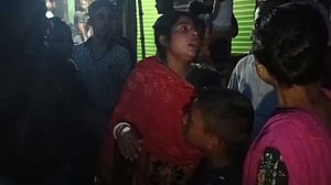 ময়মনসিংহে সেলুনে ঢুকে নরসুন্দরকে ছুরিকাঘাতে হত্যা