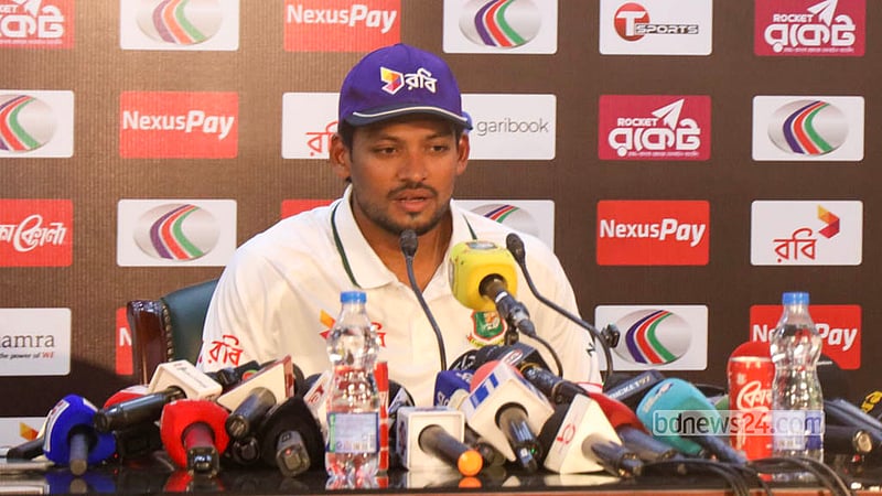 মিরপুর টেস্টের আগে মঙ্গলবার সংবাদ সম্মেলনে কথা বলেন বাংলাদেশ জাতীয় ক্রিকেট দলের অধিনায়ক নাজমুল হোসেন শান্ত। ছবি: শামছুল হক রিপন