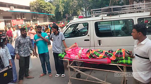 ঢাকা মেডিকেলে বেসরকারি অ্যাম্বুলেন্স ধর্মঘট সাত দিনের জন্য স্থগিত