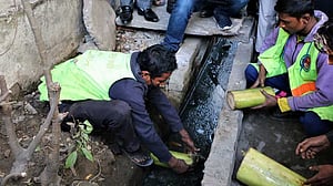 লেকের দূষণ রোধ: ১৫ নভেম্বরের মধ্যে ভবনে সেপটিক ট্যাংক নির্মাণের নির্দেশ
