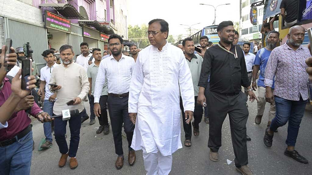 ‘দখলদাররা উৎসাহিত হয় এমন প্রশ্ন করবেন না’, সাংবাদিকদের বললেন ডিএসসিসি প্রশাসক