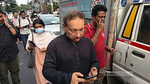 ‘তাহসিফকে হত্যা করে লাশ ফেলে দেওয়া হয়েছে’, দাবি বাবার