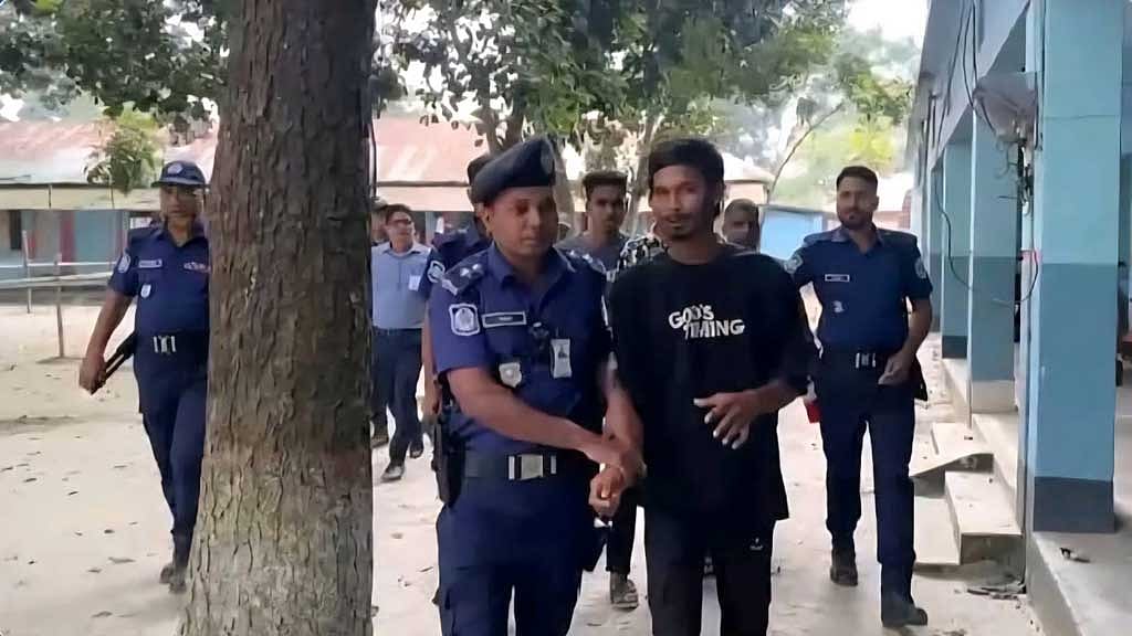 ঠাকুরগাঁও উপনির্বাচন: ৩ ভুয়া ভোটার আটক