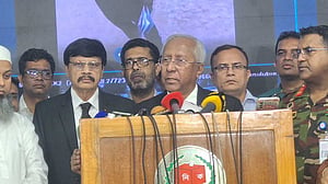 ঠাকুরগাঁওয়ে ভোট উৎসবমুখর হয়েছে : ইসি সচিব