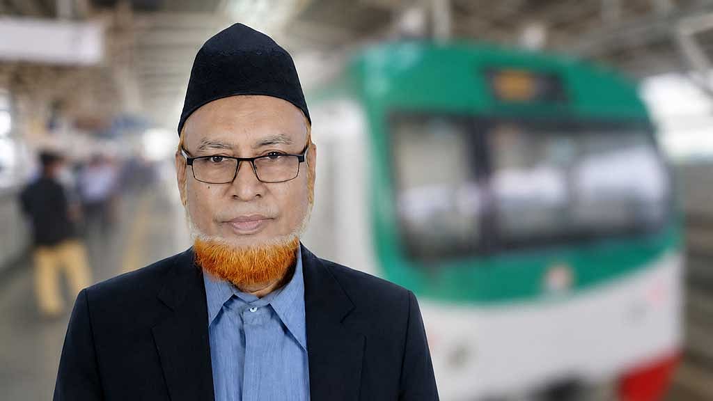 মেট্রোরেলে প্রবীণের মৃত্যু: একটু বসার জায়গা ছাড়েনি কেউ
