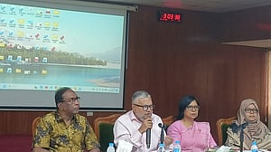 মহিলা বিষয়ক অধিদপ্তরে স্তন ক্যান্সার নিয়ে সেমিনার