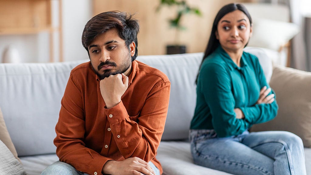 সঙ্গীর প্রতিটি কথায় বিরক্ত হওয়ার কারণ