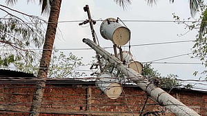 মৌলভীবাজারে ঝড়ে বিধ্বস্ত এলাকায় বিদ্যুৎ ফিরেছে