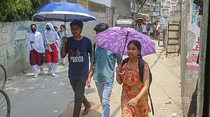 সীতাকুণ্ডে ক্লাসে এসে তিন শিক্ষার্থী অসুস্থ