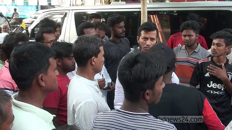 নাটোরে চেয়ারম্যান প্রার্থীর সমর্থকের ওপর হামলা