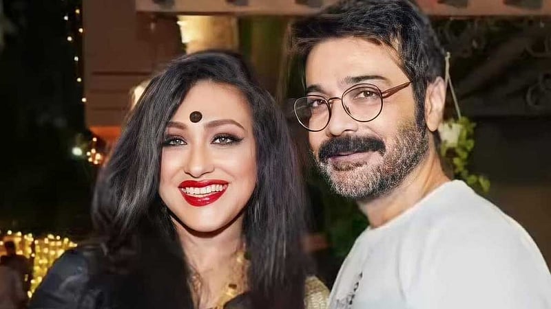 প্রসেনজিৎ-ঋতুপর্ণার হাফসেঞ্চুরির নতুন পোস্টার
