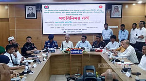 তাপপ্রবাহে নির্বাচন বন্ধ রাখা বুদ্ধিমানের কাজ হবে না: ইসি আলমগীর