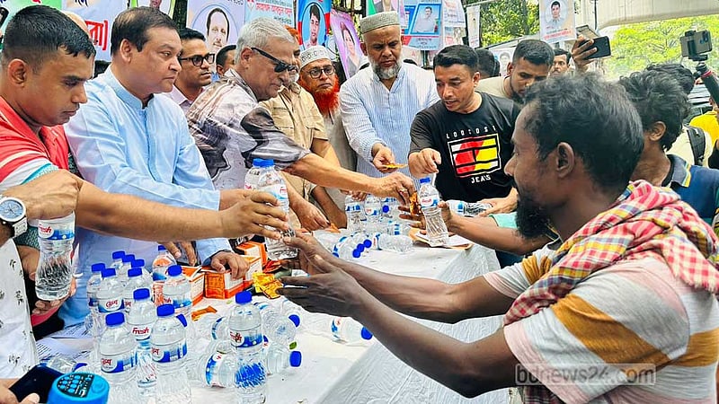 দাবদাহে স্কুল খোলা রাখায় মামলা করা উচিৎ: বিএনপির ফারুক