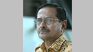 বাংলাদেশ প্রতিদিনের ভারপ্রাপ্ত সম্পাদক আবু তাহের