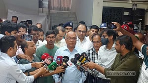 বন্যার্তদের পুনর্বাসনে বরাদ্দের অভাব নেই: দুর্যোগ উপদেষ্টা