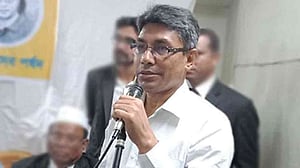বিএসইসির কমিশনার হলেন আলী আকবর