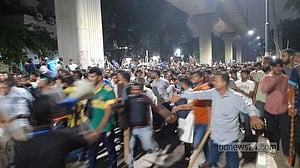 সচিবালয় এলাকায় অনাকাঙ্ক্ষিত পরিস্থিতি ‘নিয়ন্ত্রণে’: আইএসপিআর