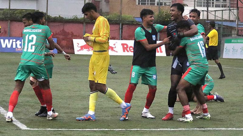 টাইব্রেকারে ‘১-২টা শট ঠেকানোর’ আত্মবিশ্বাস ছিল আসিফের