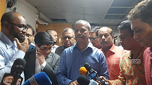 করণীয় কী, সেটা প্রধান বিচারপতিই বুঝবেন: আইন উপদেষ্টা